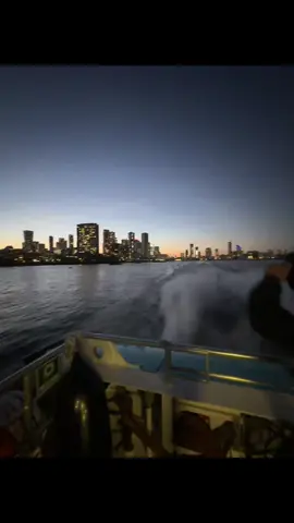 #london #nightlife #uktiktok #kidlaroi #livephoto 