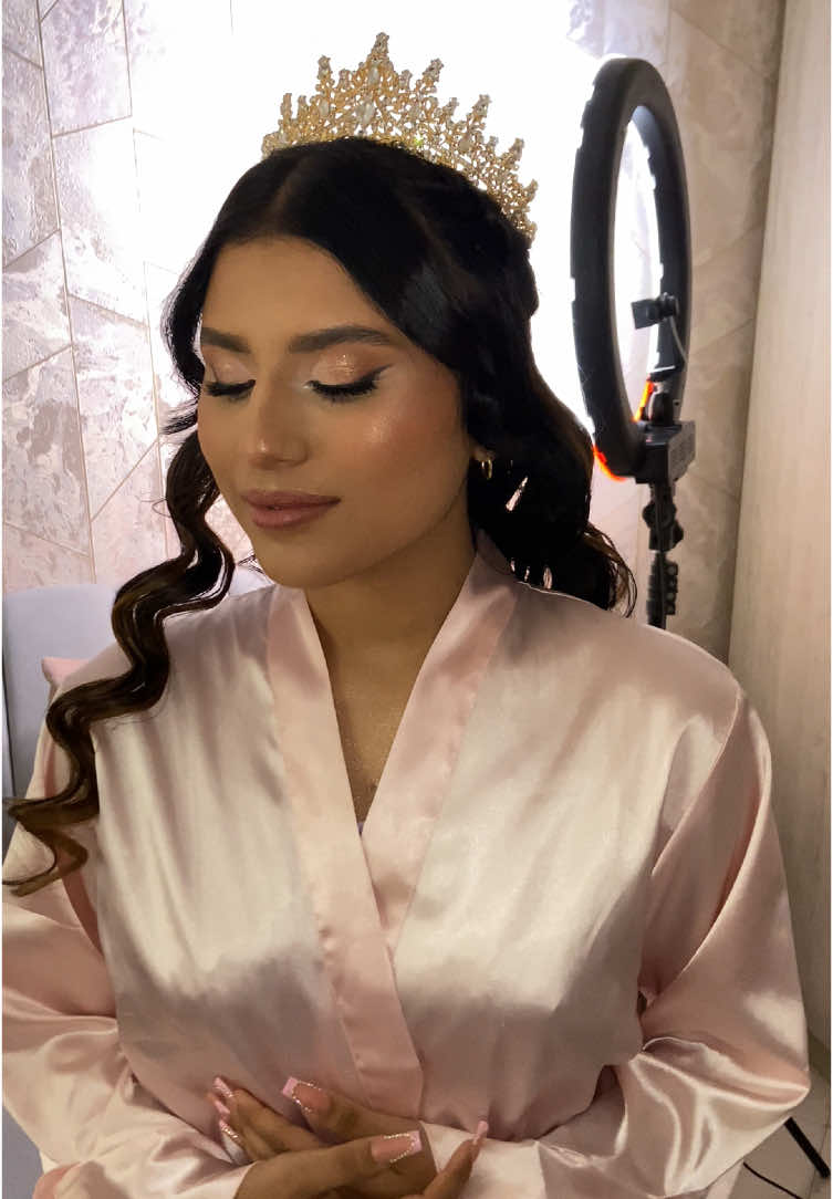 Desde que conocí a @kimberlycontreraxxxx_  de 12 años, me dijo que la iba a maquillar para sus quinces, por fin el gran día llegó ❤️ #makeup #cucuta #makeupcucuta #maquilladoracucuta #makeupartist #cucutacity✌❤ 