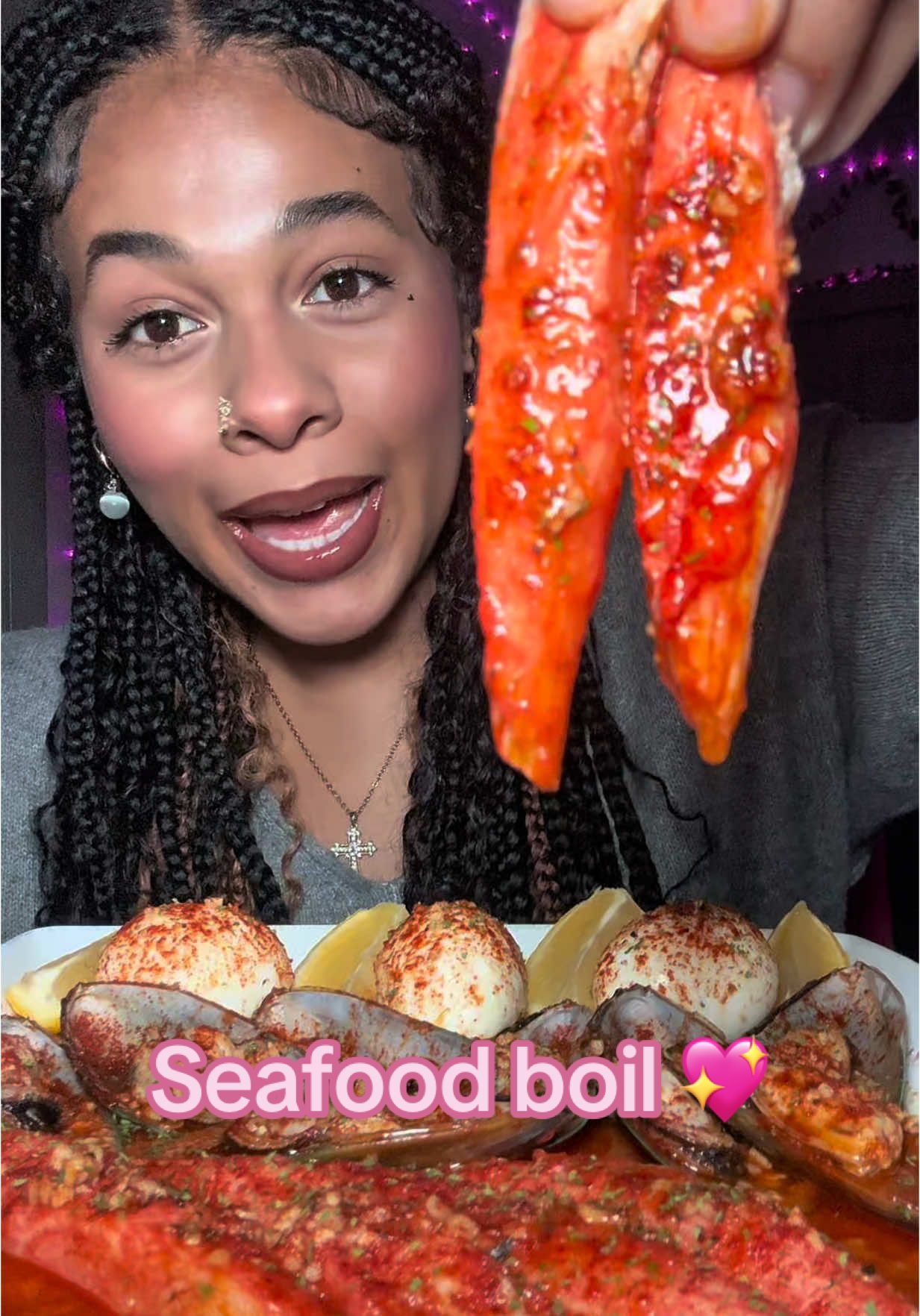 Let me know which lighting yall like the most! I’m so sorry I’m trying to figure it out! 😖💔 also yall there’s literally huge trees everywhereeeeee everything is floodedddd like omg!!! Please NO SCHOOL TOMORROW PRAY WITH ME!!😭 but I HOPE YALL HAVE A WONDERFUL DAY GOD LOVES YOU STAY BLESSED AND BEAUTIFUL I LOVE YALLLLLL💖💖💖💖💖💖💖💖 #creatorsearchinsights #fypシ #fyp #viraltiktok #explore #shorts #eating #eating #mukbang #viralvideo #crab  #seafood #seafoodboil 