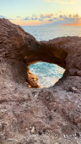 🌊☀️                                                                                                          #nudebeach #faralyakabakfethiye🌞 #kıdrakbeach #manzara #keşfet #keşfetteyizzz #ölüdeniz #ölüdenizbeach #muğla #fethiye #güneş 