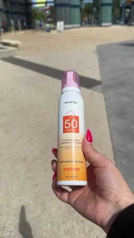 Sunscreen Spray SPF 50+ #sunscreen #spf50 #spf #beauty #beautyhacks #sunscreenreview #sunscreenviral #parati #tiktokshopspringsale #tiktokshopspringglowup 