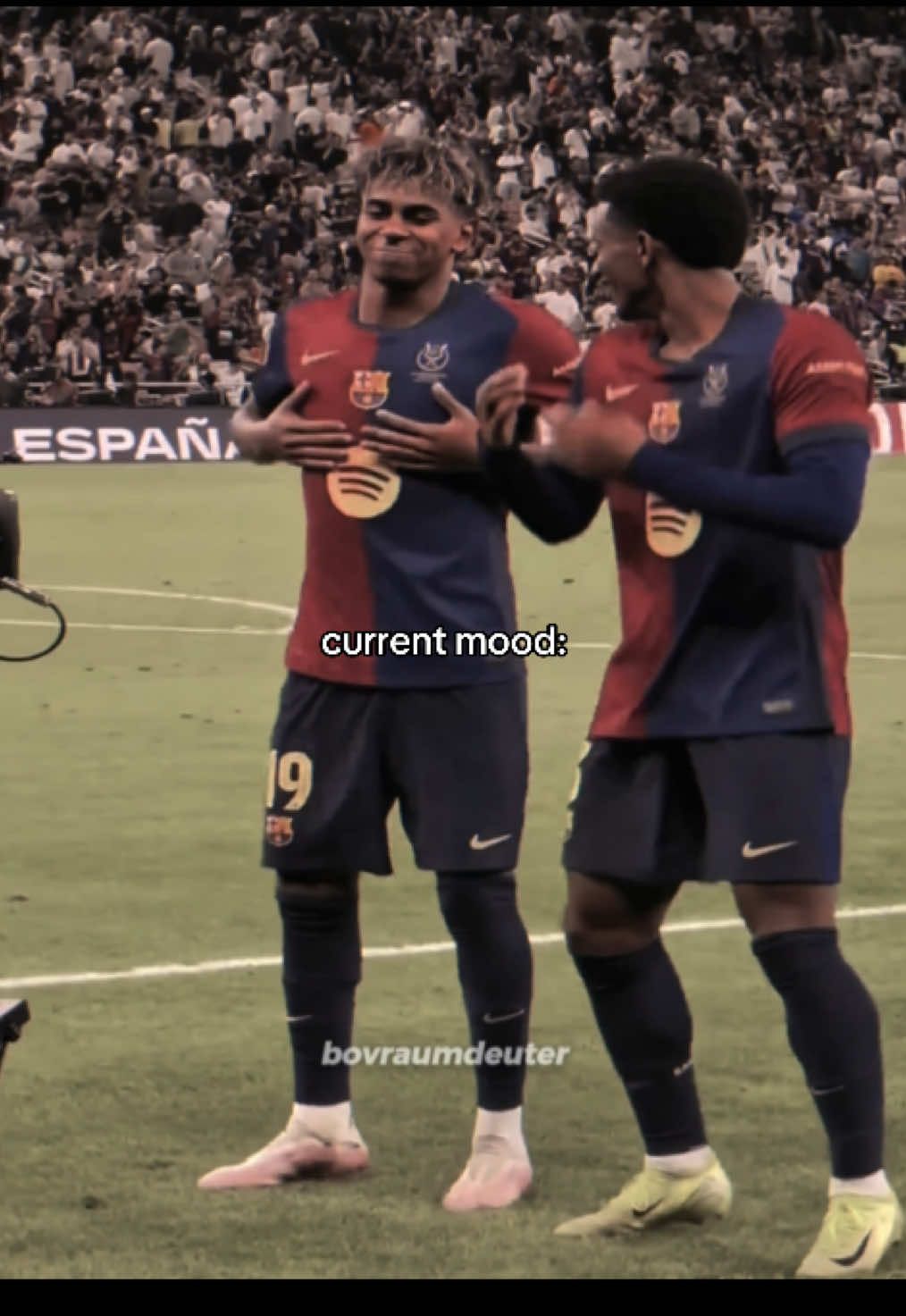 Oh noo she don’t 😮‍💨 @prodbyichiss #fyp #brazil #lamineyamal #neymar #futebol 