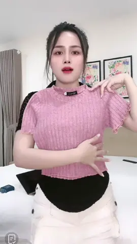 Áo basic croptop tay ngắn cuốn biên dễ thương #aothun #aothunnu #aothuncroptop #aocroptop #aothunngantay #aocroptopnu #aothuncoctay #aokieuhottrend #aoxinh #phoidoxinh #thoitrangnu #hamy #xuhuong #xuhuongtiktok #topthinhhanh #trendy #longervideos #viral #trending #thoitrangnuhottrend 