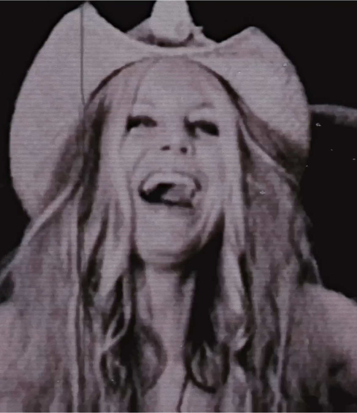 Shoo shoo said the maiden #babyfirefly #babyfireflyedit #houseof1000corpsesedit #robzombie #sherimoonzombie #horror #fyp #foryou 