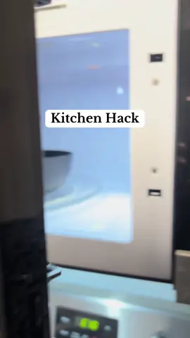 Microwave splash cover comes very handy #SplashCover #KitchenHack #CookingWithoutMess #NoMoreSplatter #CleanKitchen #CookingTools #KitchenGadget #MessFreeCooking