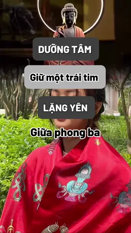 Các bạn hãy dưỡng tâm hàng ngày nhé. Cho dù chỉ 5 phút mỗi ngày cũng sẽ rất tốt ạ #cogaiyoga #nhânsinh #truyencamhungtichcuc #thiền #binhyennoitam #yoga #suckhoetinhthan 