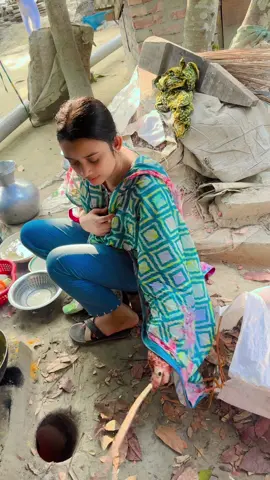 সকাল বেলা গ্রামে মাটির চুলায় রান্না করে খেতে আমার ভালোই লাগে💙🌸#গোপালগঞ্জের_মেয়ে #foryou #foryoupage 