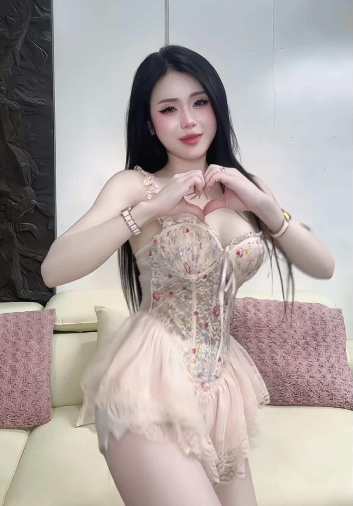 Vì yêu quá nên Mù Loà 🙈🙈 #xuhuong #viral #girls #xinhdepmoingay #macgidexinh #gaixinhtiktok #Huonglan  