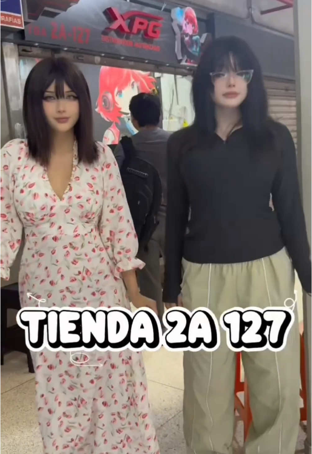 Encuéntranos en nuestras tiendas! @Jennie So @Lala #humor #comedia #cyberplaza #fyp 