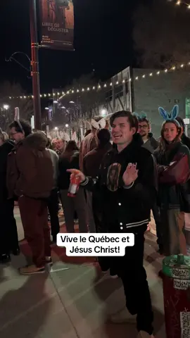 Vive le Québec et Jésus Christ! . . . #quebec #québec #quebecois #quebectiktok #jésus #jésuschrist #chrétien #chretien #catholique 