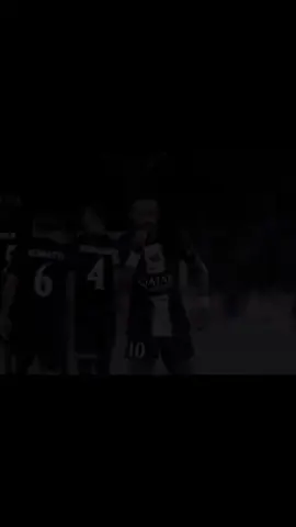من بالي ميروح 😞🤙🏻 . . . . #fyp #foryou #neymarjr #neymarjr10 #neymar 