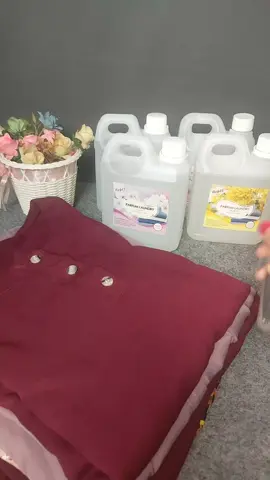 Wangi nya seger mewah,lembut dan tahan lama 😍  #bismillahfyp #fyp #fypシ゚  #parfumlaundry #parfumlaundrywangitahanlama #parfumlaundrytahanlama #parfumlaundrybestseller #parfumlaundrywangitahanlamaory #parfumlaundrysakura #parfumlaundryacasia 