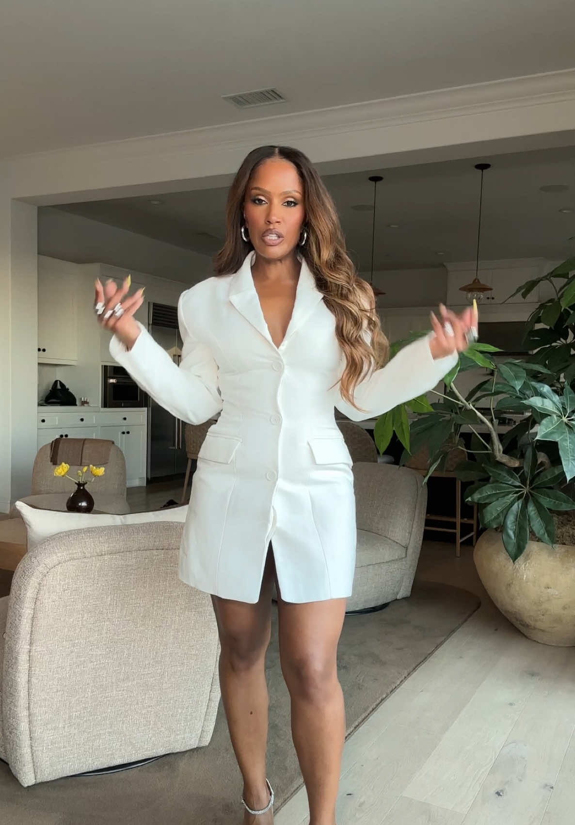 They said the dress code is all white, Beyoncé girl are you about to show up hunni!