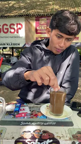 kopi pagii#fypシ #fyp #damklebentulungagung #kopipagi #tulungagung 