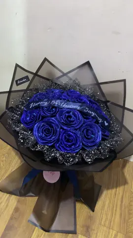 bisa nih jadi rekomendasi buket buat cowomu #buketpitasatinkaranganyar #buketbungakaranganyar #buketpitasatin 