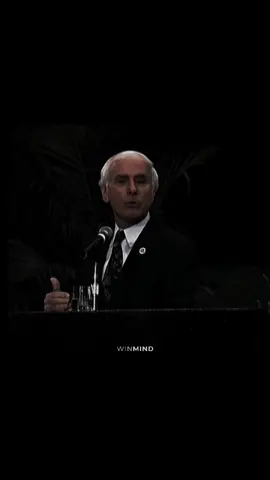 Kenapa bukan kamu? belum pantes? ga pantes? mengalah? atau kalah? #mindset #growthmindset #motivasi #motivatedmindset #SelfImprovement #quotes #inspirasi