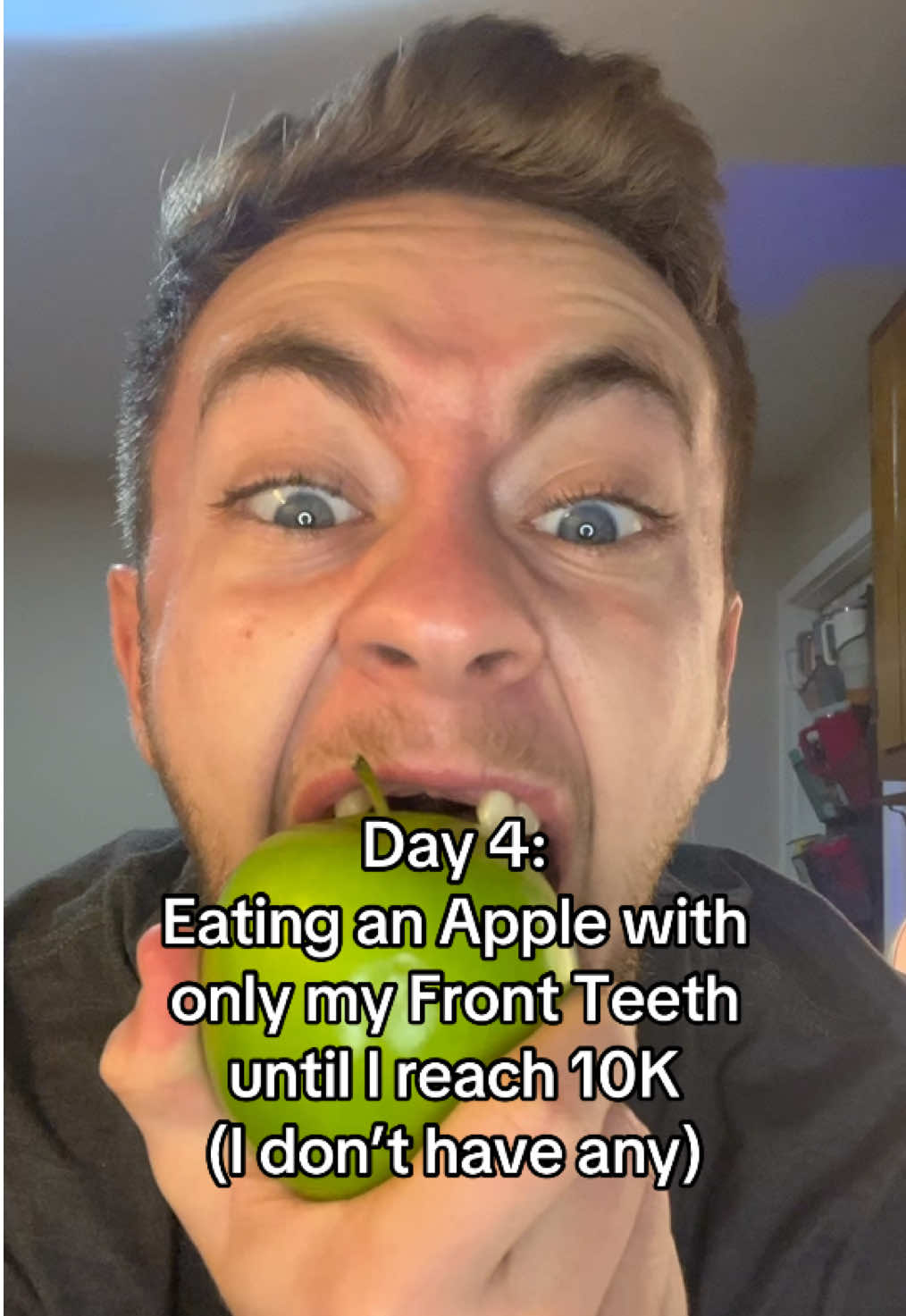 Day 4 of Eating an Apple with only my Front Teeth until I hit 10K. I’m starting to hate apples