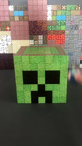 Seems a silly creeper 😂😂😂 #Minecraft #minecraftmemes #minecraftblocks #magneticblocks #creeper #funnyvideos #fyp 