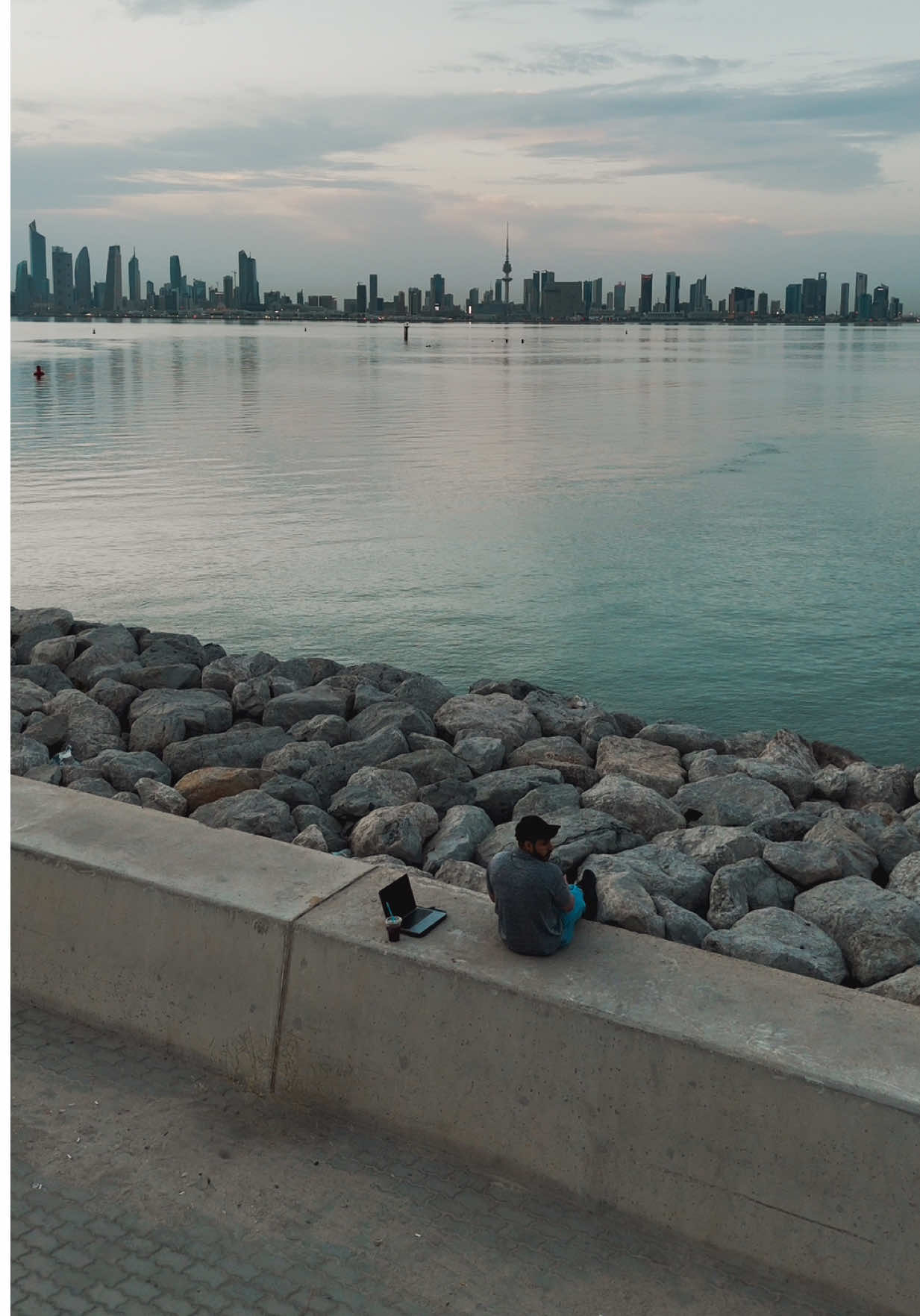 ( الشروق … صباح الخير  🇰🇼 🌅 ) #الكويت #اكسبلور #تصويري #fyp #kuwait #dji #4u #morning 