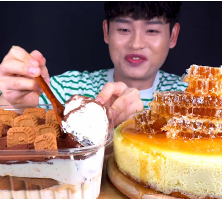 Honey Cheese Cake With Lotus Tiramisu MukBang! #asmr #asmrvideo #mukbang #bonggil #mukbangbonggil #asmrsegments #food #asmrfood #foodblogger #koreanfood #foodchallenge #eatwithbonggil #tiktokfood #foodvideo #foryou #fyp #foryoupage #fypシ゚viral #explore #yummy 