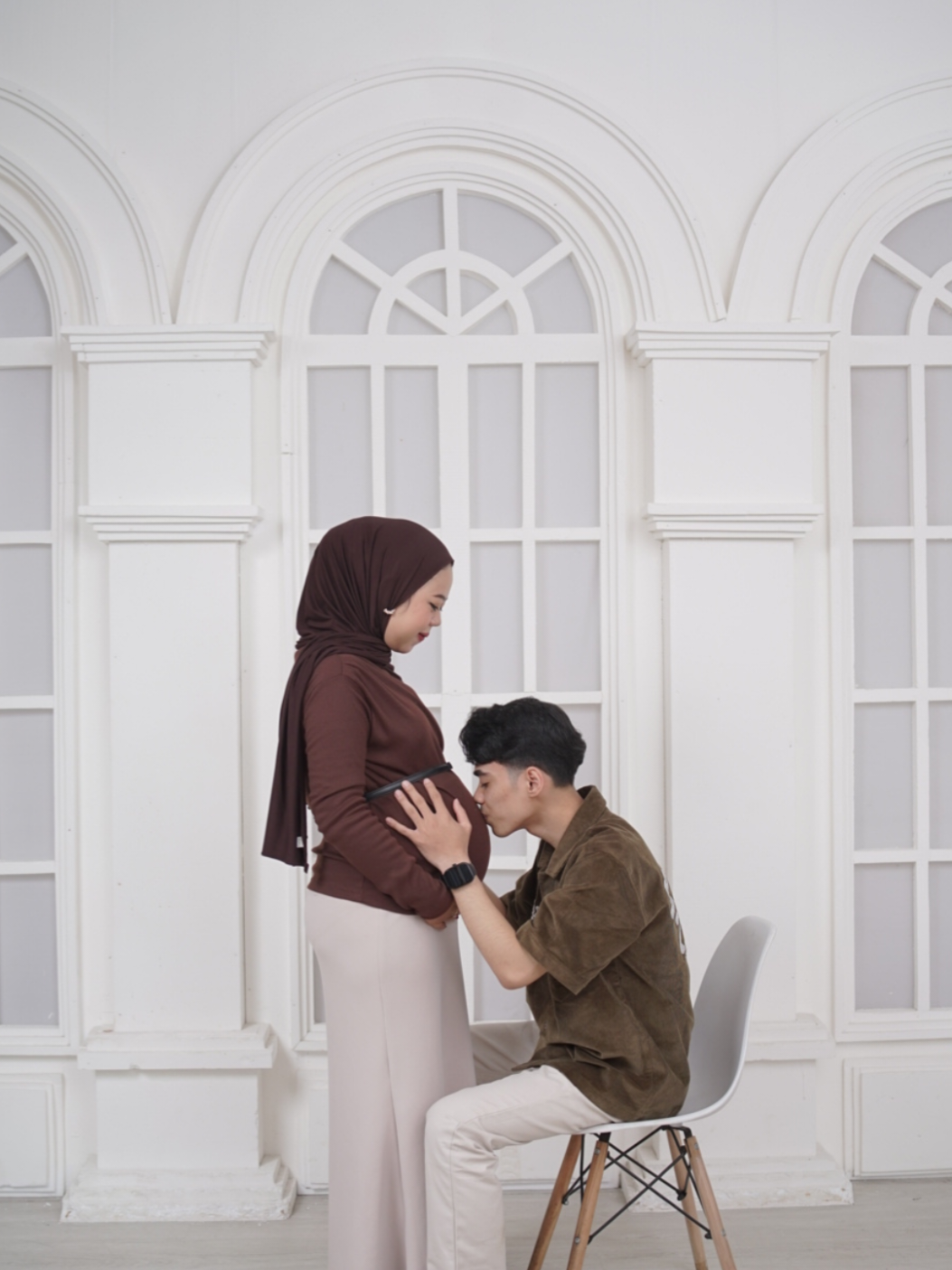 Menunggu lounching 🫶🏻 #outfit #fypdongggggggg #outfitcheck #trendingvideo #bumilhappy 