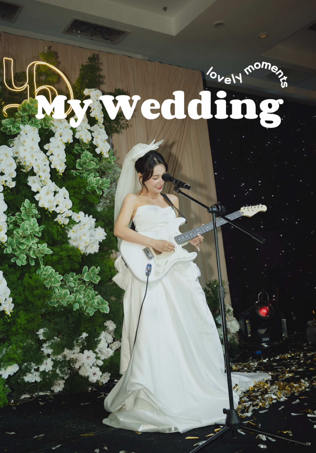 Một cô dâu chơi guitar điện tặng chú rể bài hát ảnh yêu thích trong lễ cưới là điều mình luôn tưởng tượng 🥹 Xách đàn lén lút đi học suốt 3 tháng, cuối cùng cũng trở thành dáng vẻ mà mình ấp ủ 🥹  #damcuoi #wedding#ưwuitarelectric #codau #ceremony #bride #groom #surprise 
