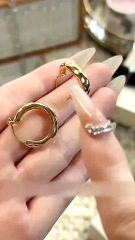 ต่างหูสตรีม, การจับคู่ฟรีย้อนยุค, ช่องหรูหราราคาไม่แพง, การออกแบบระดับไฮเอนด์, เรียบง่ายและสวยงาม #ต่างหูสตรีม #การจับคู่ฟรีย้อนยุค #ช่องหรูหราราคาไม่แพง