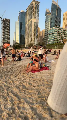 #foryou #jumarah_beach_dubai #maholwavy #dubailifestyle 