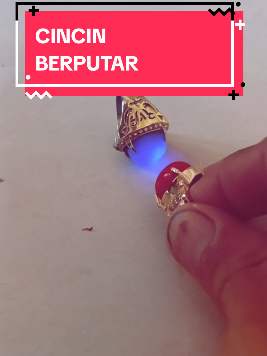 Cincin menyala merah delima dan blue safir Bagaimana pendapat anda tentang cincin yang berputar ini Ini bukan mistik atau klenik #cincinberputar  #cincinmerahdelima  #aksesoris 