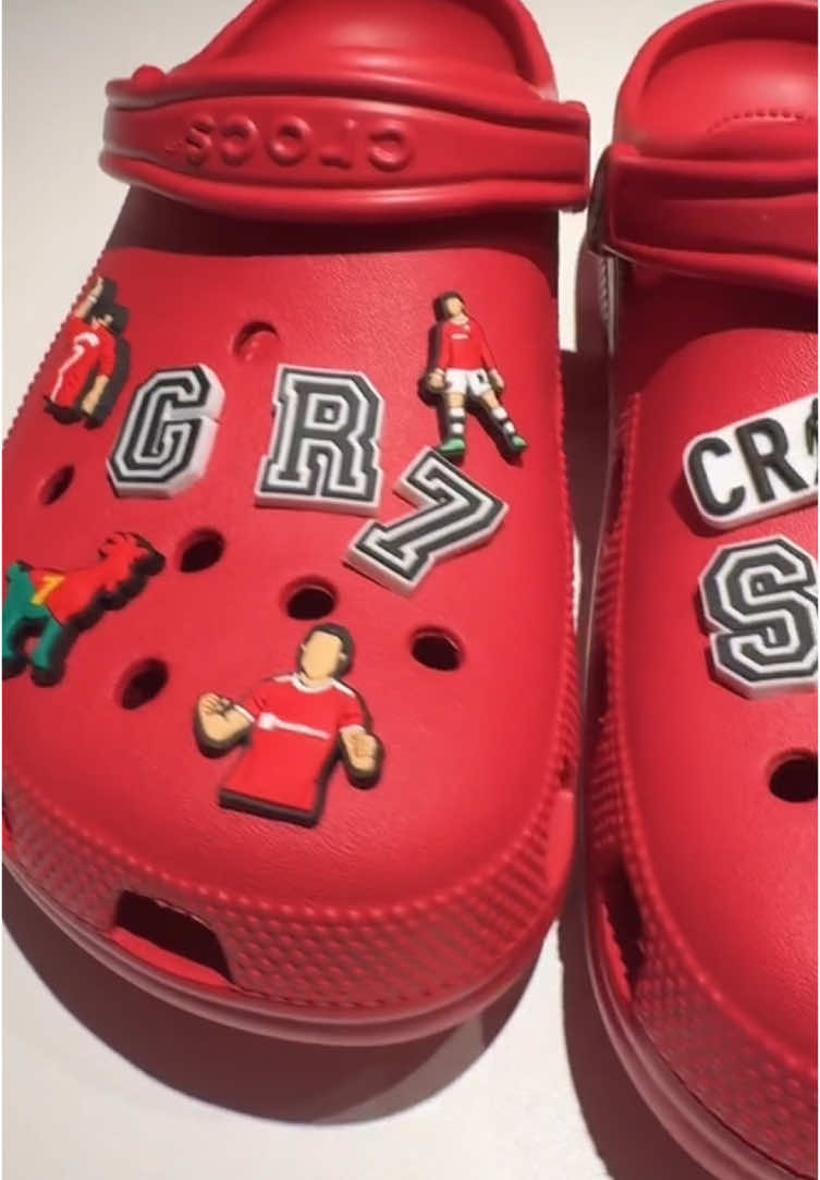 My best friend’s birthday gift a surprise for him, he’ll cry  #cristianoronaldo #ronaldo #cr7 #realmadrid #rmfc #Soccer #football #championsleague #laliga #bellingham #mbappe #tiktokmademebuyit #crocscharms 