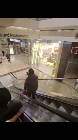 #shutup #funny #escalator #fyp #foryoupage 