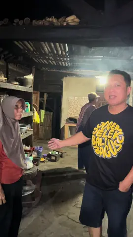 Sayurnya Tempe Lombok Ijo juara. 