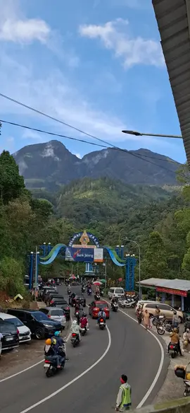 aku+kamu+tawangmangu=KAPAN? 04/04/2025 #fyp #mentahanvideo #tawangmangu #cemorosewu #xyzabc 