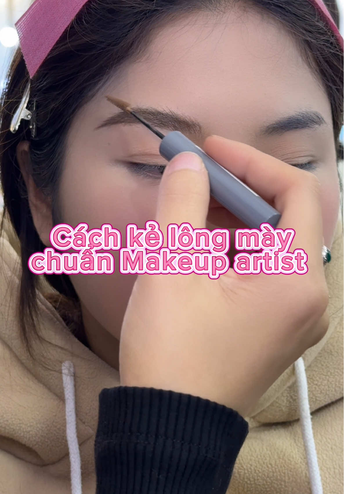 Cách gảy sợi lông mày chuẩn makeup artist, siêu tự nhiên #reviewlamdep #gảysợi #tips #makeuptutorial #LearnOnTikTok #viral #xuhuong #reviewlamdep #fpyシ #makeuptutorial #ximonaacademy 