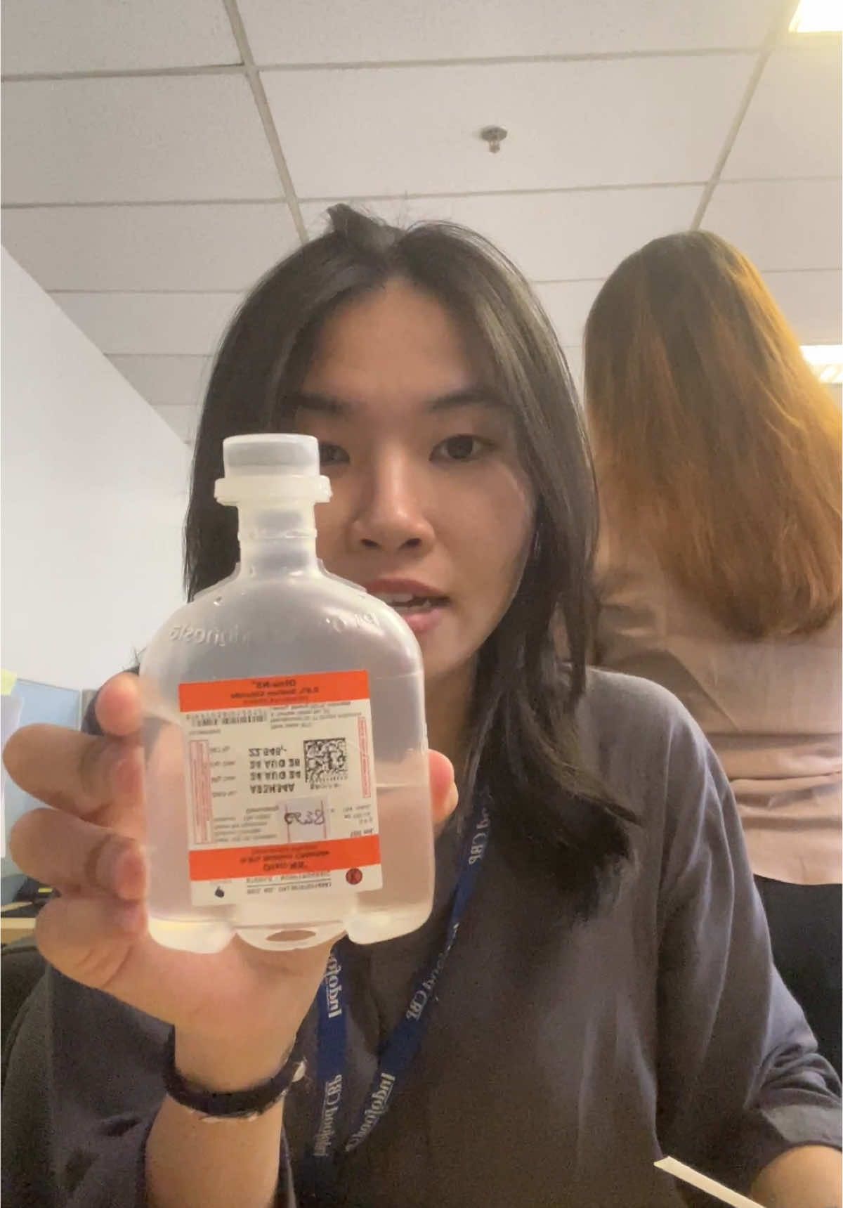 Sakit mata ges #nacl #eyerinse #corporatelife 