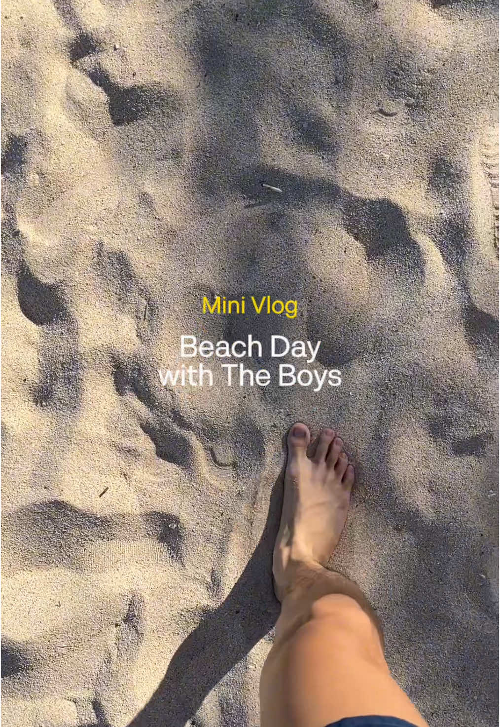 Soaking up the sun on the weekend ☀️😎  #fyp #foryoupage #bali #beach #nusadua #sunkissed #tanning 