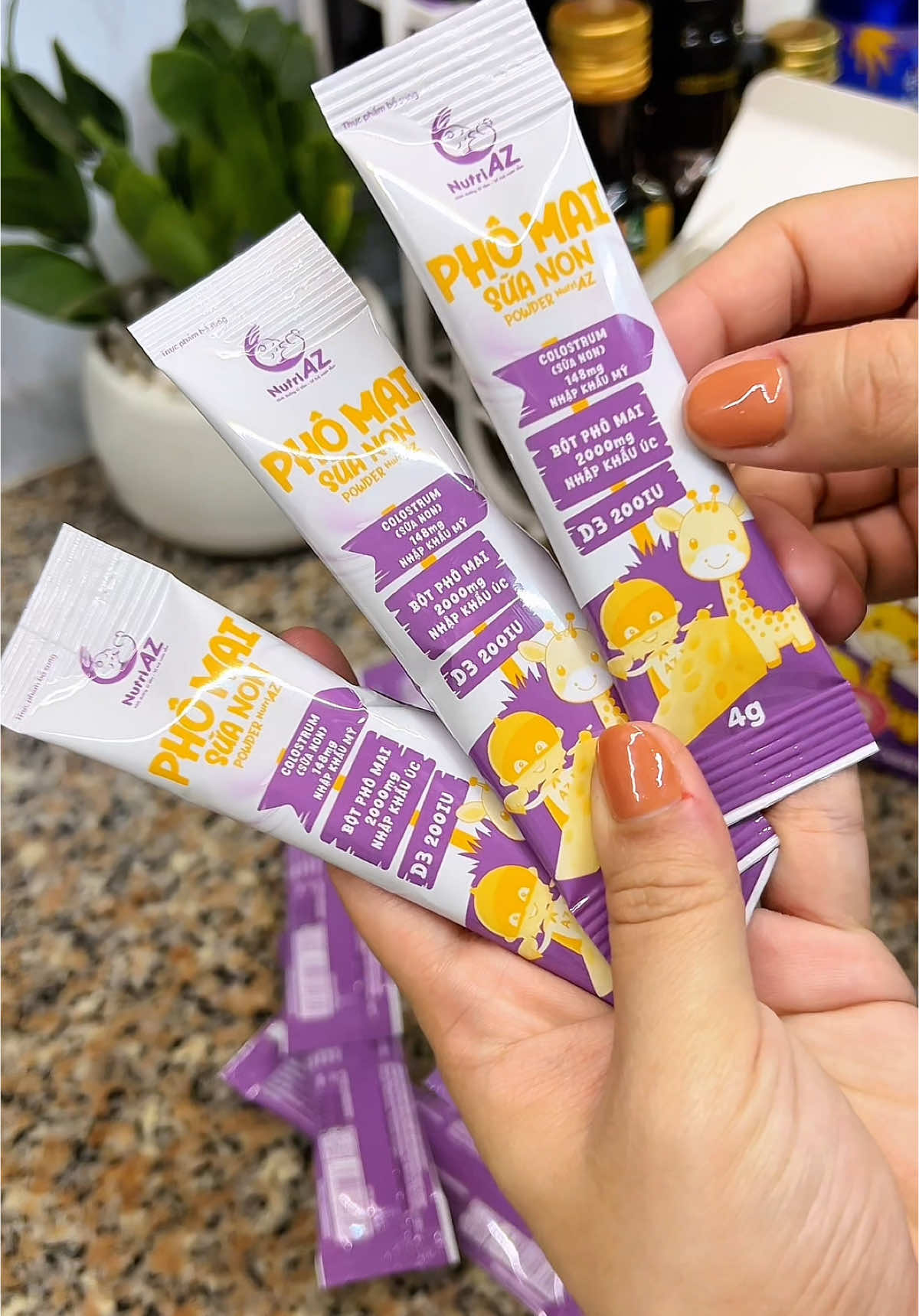 Cho con ăn phô mai vừa giúp tăng năng lượng, vừa giúp bổ sung canxi cho con nè các mom  #phomaitachmuoi #nutriaz #nutriazvietnam #botphomainutriaz #andam #andamcungbe 