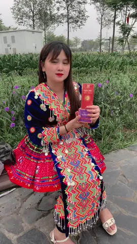 leej teg xav tau tshuaj nug tau o