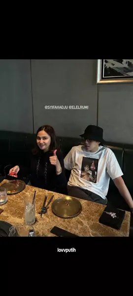 Ada yg lg kencan😍🤏 Source igs ibrahimsatuka  #elrumi #syifahadju #terbaru #fyp 