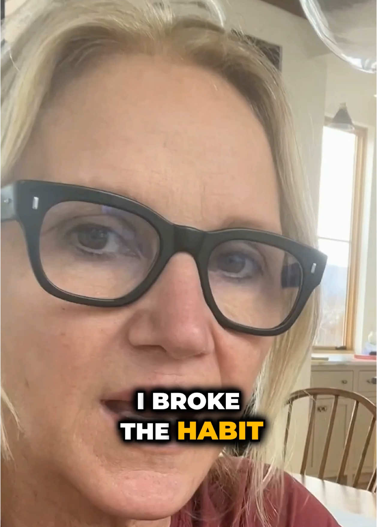 What People-Pleasing Is Really About? Speaker: Mel Robbins Source: Mel Robbins #motivationalquotes #motivation #inspirational #lifeadvices #lifelessons #mindsetmatters #melrobbins 