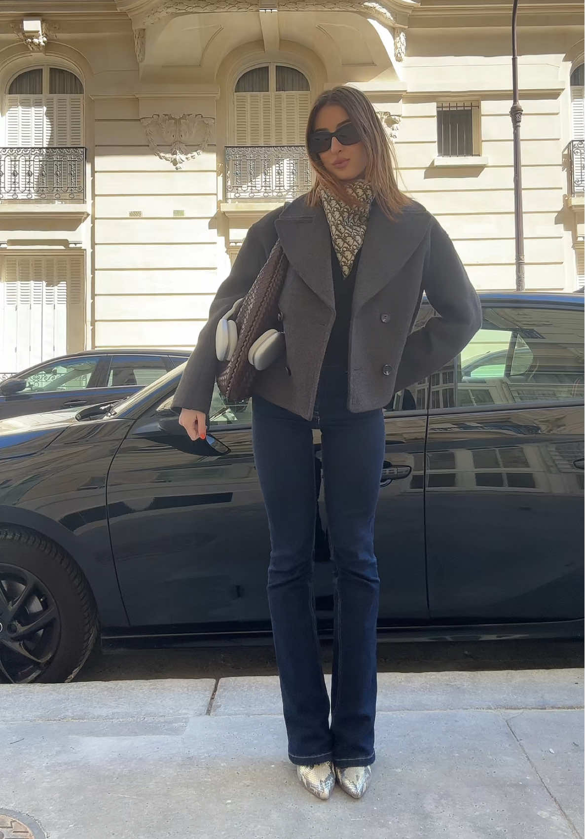 💼🤎 #paris #officeoutfit 