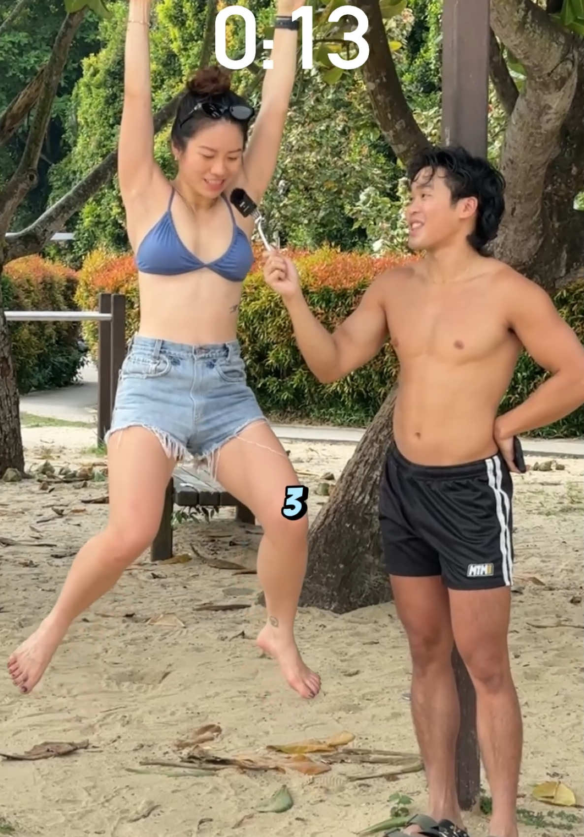 HANGG Follow @samuelkwxn for more fitness challenges and share it with a friend! ❤️💪🏻 #Fitness #publicchallenge #strength #pullups #gym 