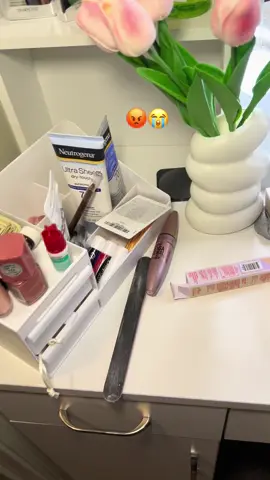 Cosas que los hombres nunca entenderán✨#vanity #contentcreator #makeup 