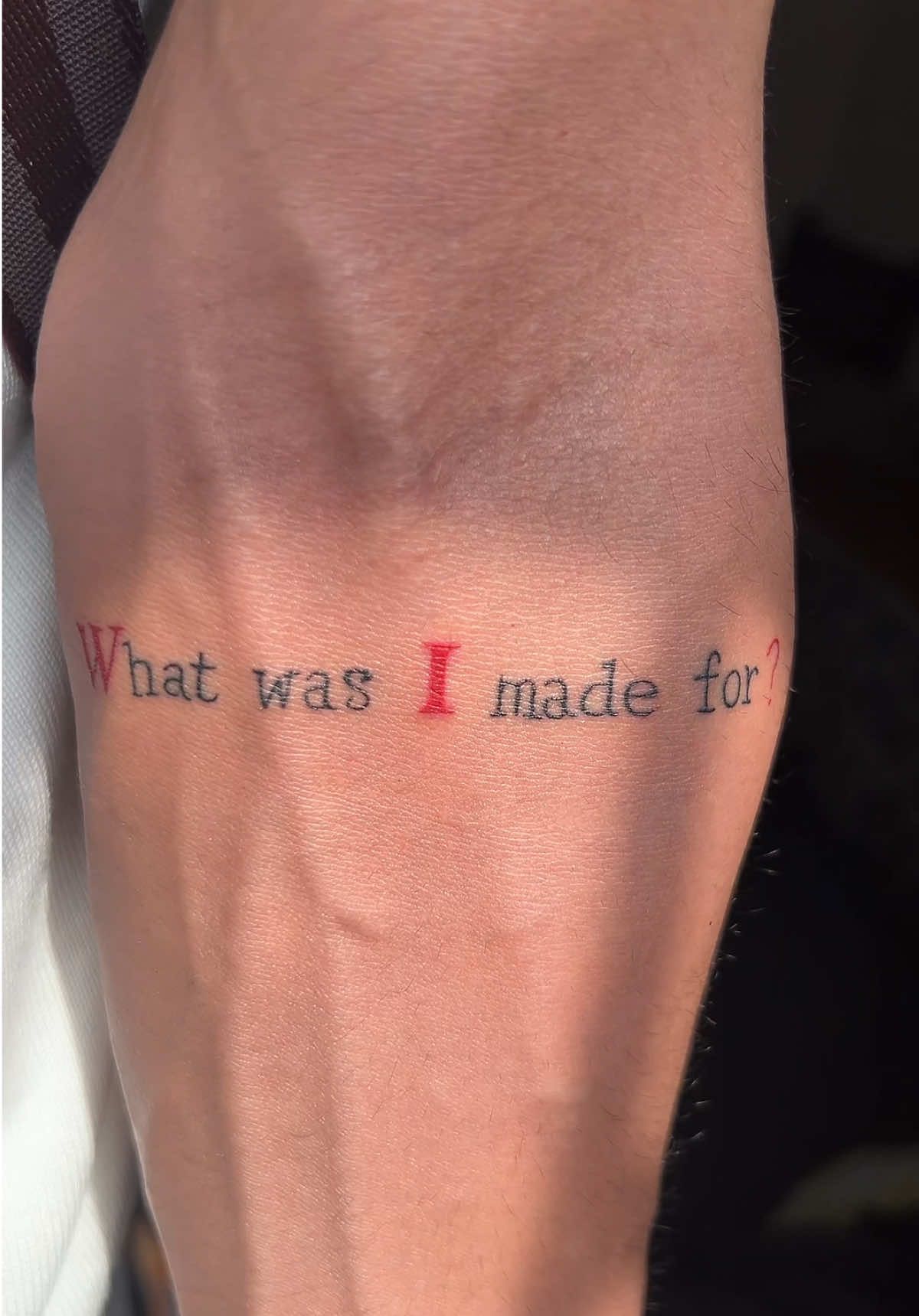 ويبقى السؤال #billieeilish #whatwasimadefor #tattoo #وشم #عشوائيات #الانستا_في_البايو 