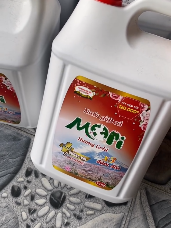 Nước giặt Mori Can 10kg siêu tiết kiệm #nuocgiatxavaimori #nuocgiatxa #nuocgiatthomlau #nuocgiatcan10l #nuocgiatdamdac #taphoaanhtuyet9x #muasamcungtiktok ##2025 #xuhuong 