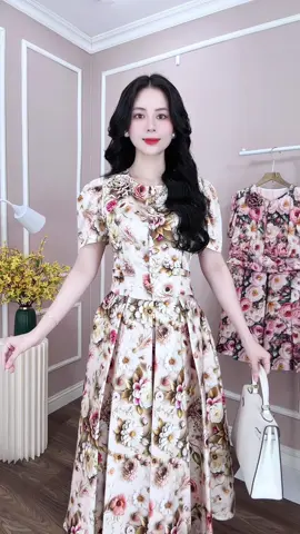 🎁 ƯU ĐÃI ĐẶC BIỆT: Giảm ngay khi đặt hàng 100 khách đầu tiên! 💖 Tự tin tỏa sáng với set váy thời trang từ MONOCO! 💖 🔖 #Monoco #ThờiTrangMonoco #SetVáyThanhLịch #PhongCáchHiệnĐại #ThờiTrangNữ #ƯuĐãiHấpDẫn