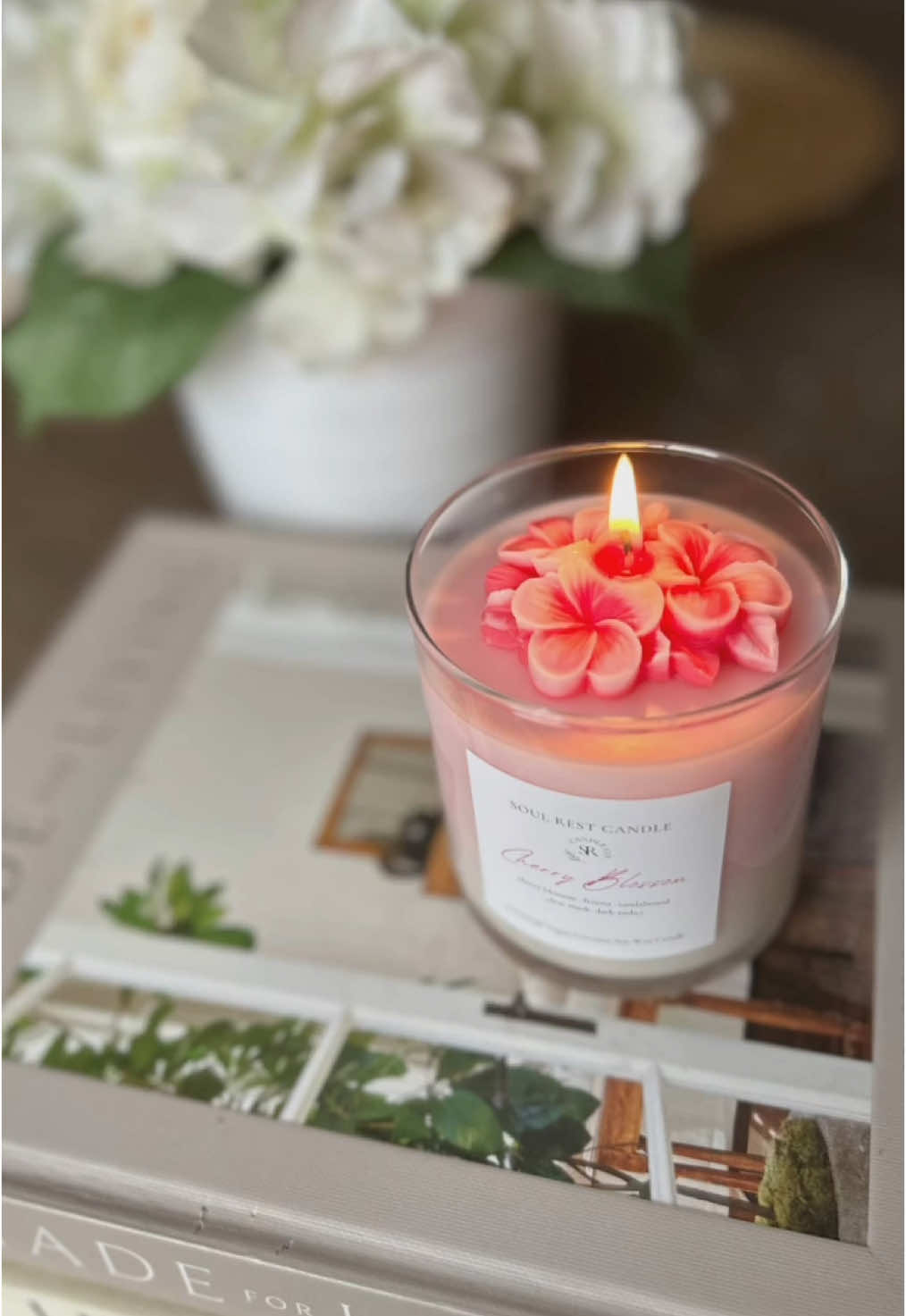 ASMR✨ let’s make our cherry blossom candle💖🌸🌸🌸 #spring #springiscoming #cherryblossom #cherryblossomcandle  #ａｅｓｔｈｅｔｉｃ #bts #coquette #candleshop #fyp #explore #candlemaking #handmade #makesymade #asmr #cherryblossoms #flowercandles #asmrsound #demoulding #candlestick