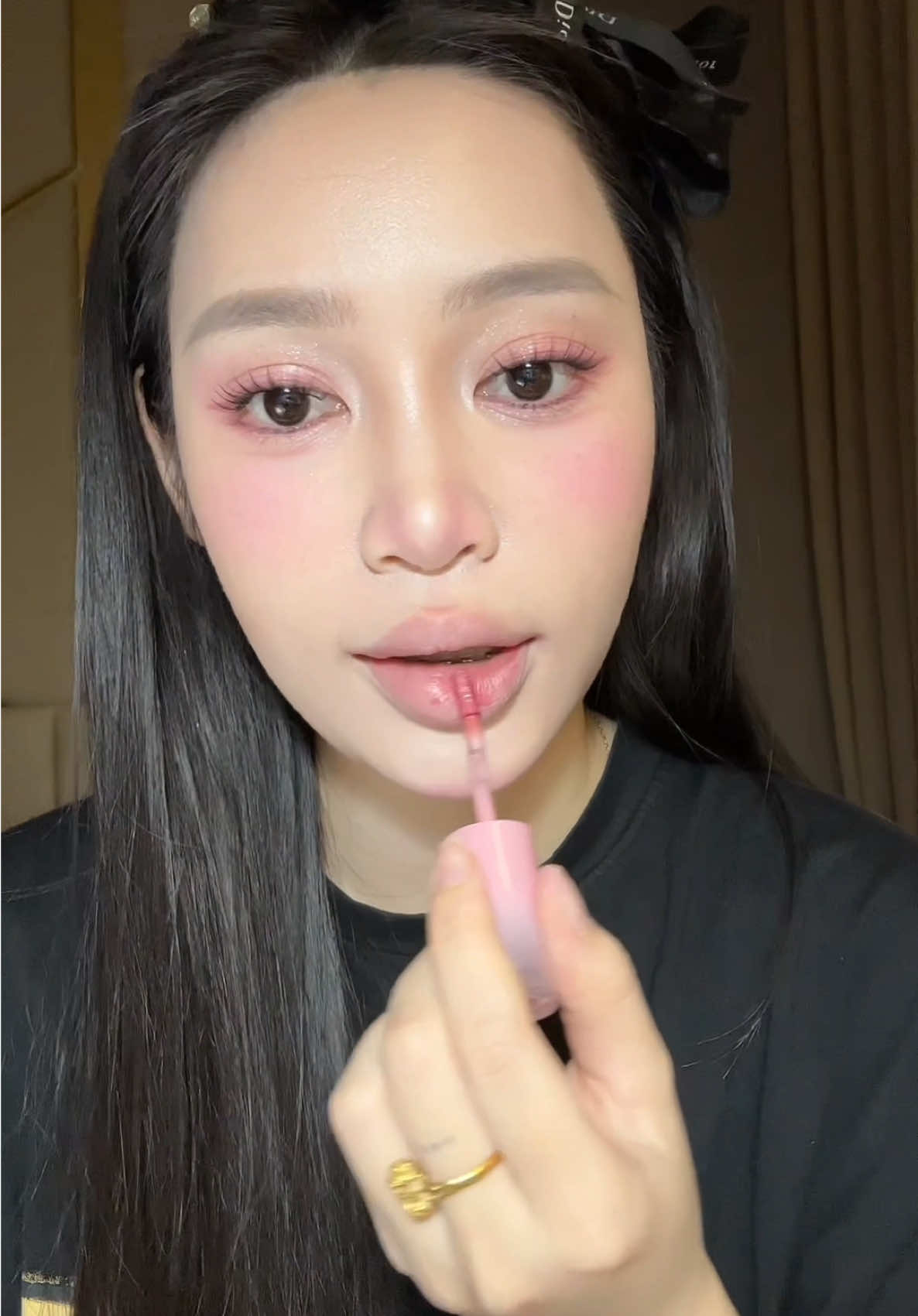 1 cây thuii mà tiện quá trời lunn á #emtamdunggi #pinkpunk #kevienmoi #vebongmat #makeup 