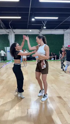 Do you agree that this is one of the best salsa songs of all times?  #salsa #on2 #dancing #socialdancetv #socialdance #salsaladies #miami #florida 