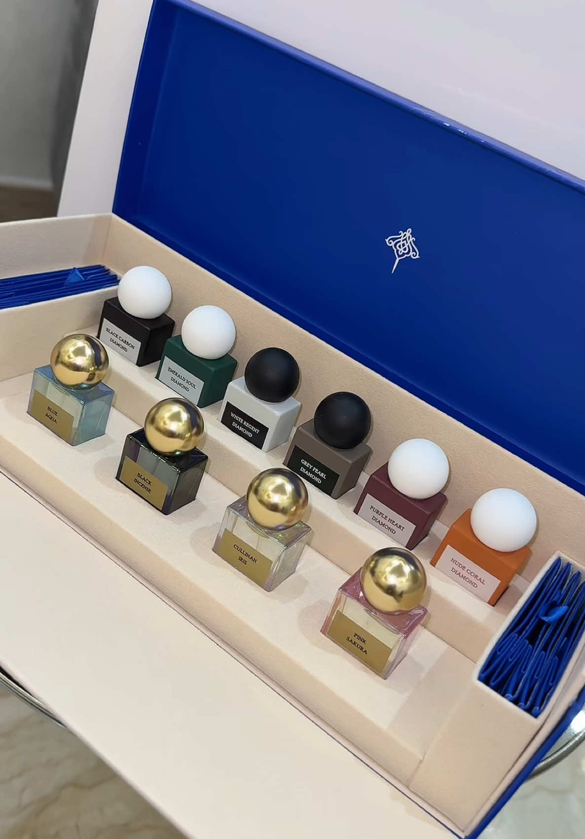 Sold out❌ #ibraq #qurashi #diamondcollection #السعودية🇸🇦 #reviewperfume #viralperfume #fyp #arabperfume #arabperfume #مسك #morocco🇲🇦 #pourtoi #المغرب🇲🇦تونس🇹🇳الجزائر🇩🇿 